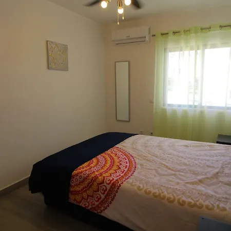 Апартаменти Oliveiras *